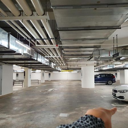 Highpark Suites At Petaling Jaya, Kelana Jaya By Plush المظهر الخارجي الصورة